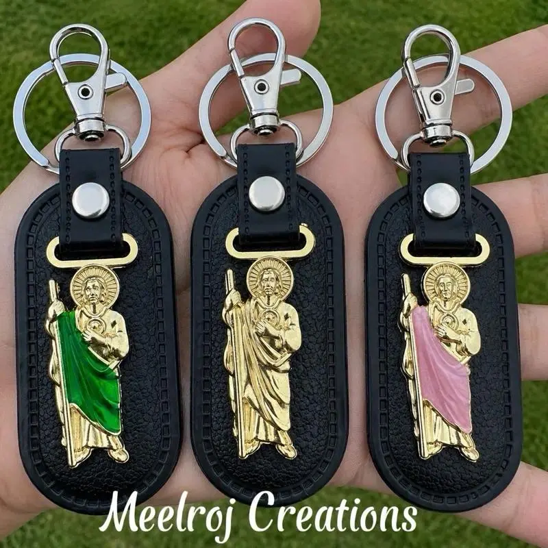 San Judas Tadeo Keychain with Engraved Stainless Steel Pendant and Braided Leather Strap, Inspirational Unisex Key Accessory for Car Keys, Key Accessories