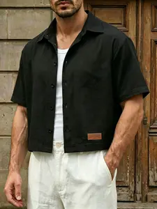 Men's casual solid shirt, Plain, loose-fitting and cropped style, simple yet sophisticated leather logo pattern, lightweight and comfortable fabric, perfect for those who love minimalist style, new summer 2026 collection, shortsleeve