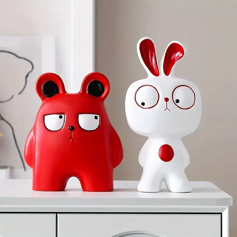 Trendy decorative ornaments; accents for studies and home styling; small decorative pieces for children's rooms; Decor Figurine