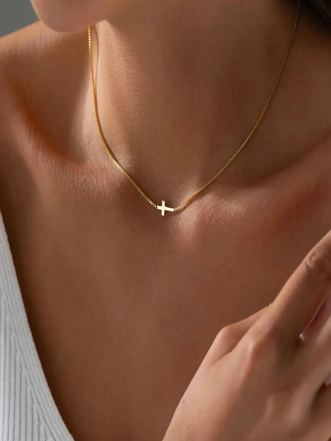 Sideways Cross Necklace for Women, Dainty Small Horizontal Cross Pendant Choker, Simple Trendy Cute Cross Charm, Religious Faith Jewelry Gift