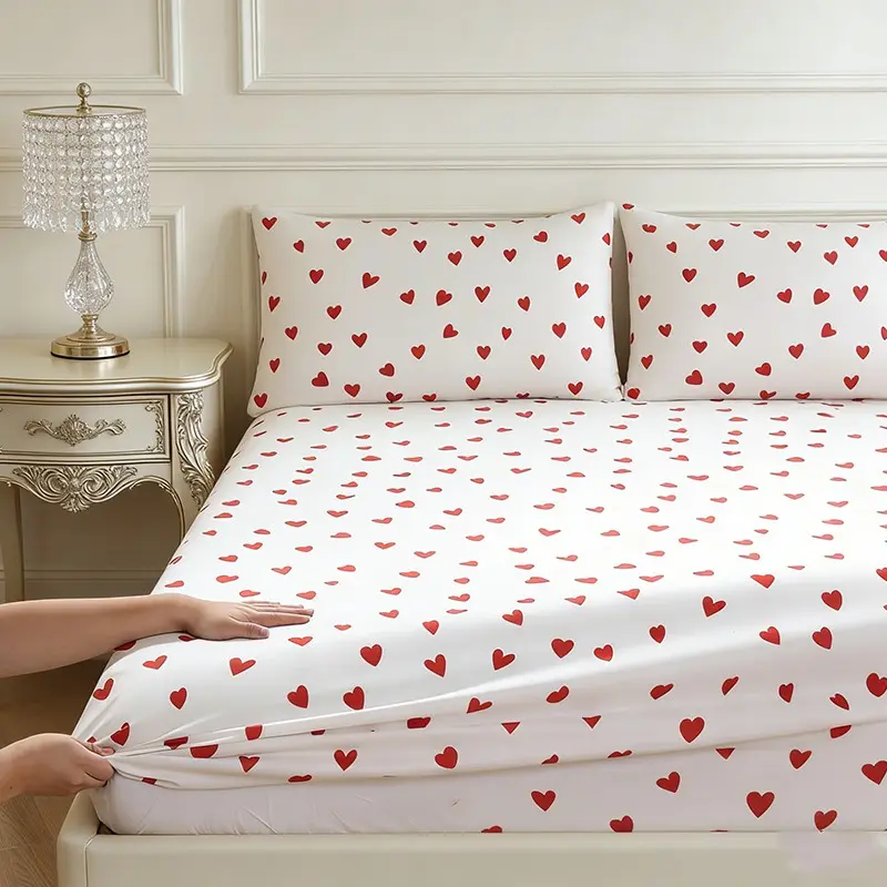 Romantic Heart Print Cute Bedding Set, 3 Piece Fitted Sheet + 2 Pillowcases, Soft Comfortable Fabric, Perfect Bedroom Decor, Ideal Gift for Women