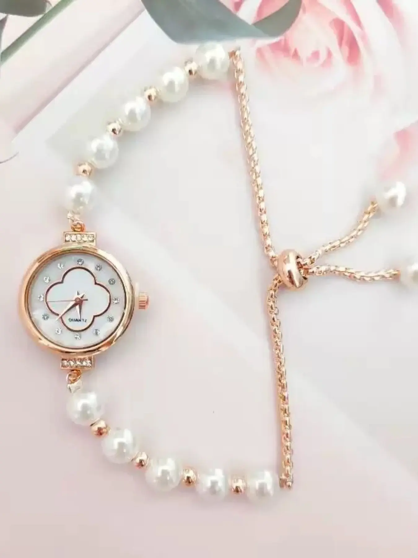 Women's Watch, Trendy Clover Pearl Diamond Ladies Watch, Fashionable Pull-Chain Bracelet, Stylish Analog Quartz Watch, All Seasons Casual Style