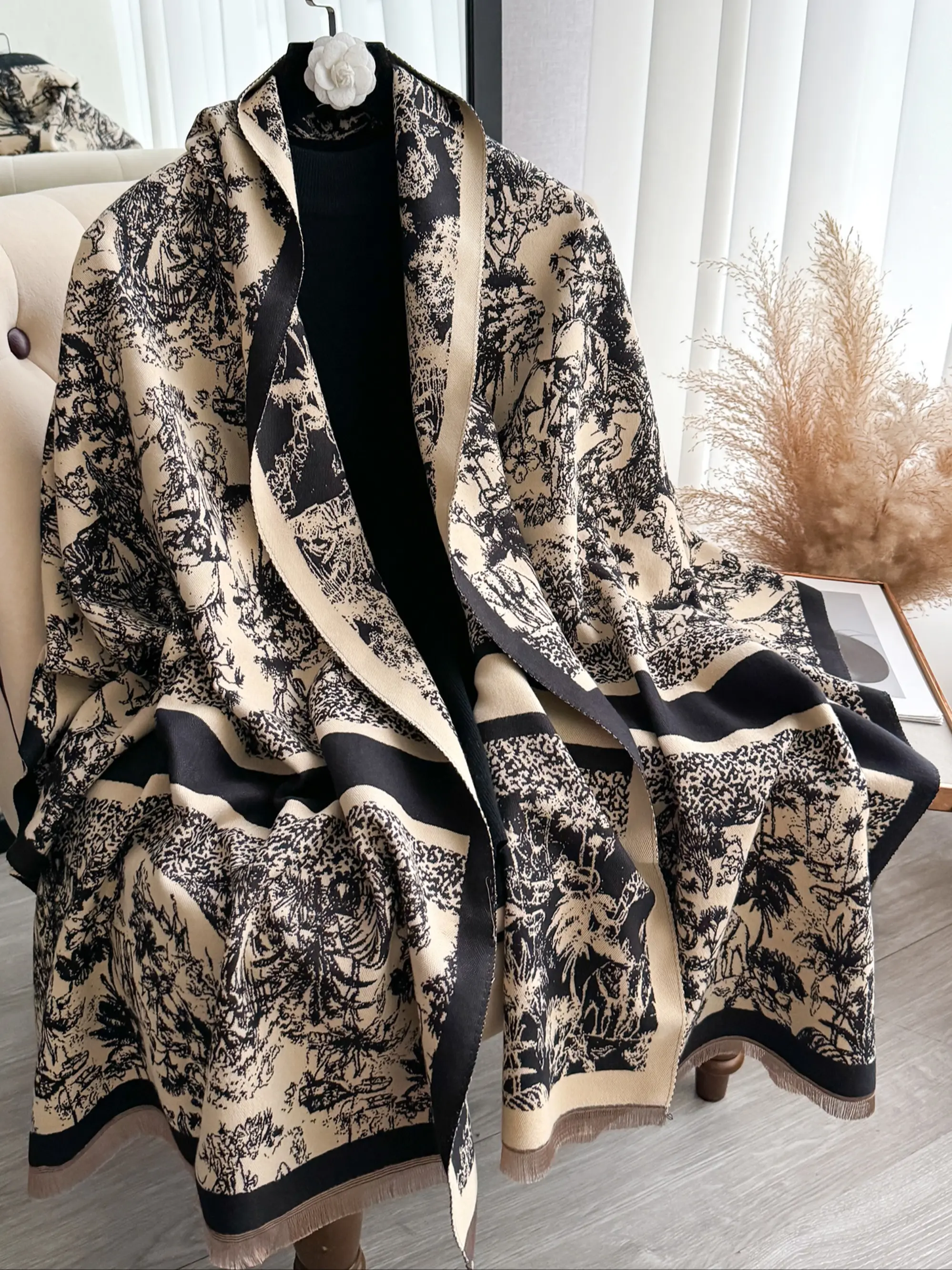 Bohemian Style Reversible Soft Warm Jacquard Imitation Cashmere Scarf, Fashion Floral Jacquard Shawl, Perfect for Fall & Winter Daily Wear