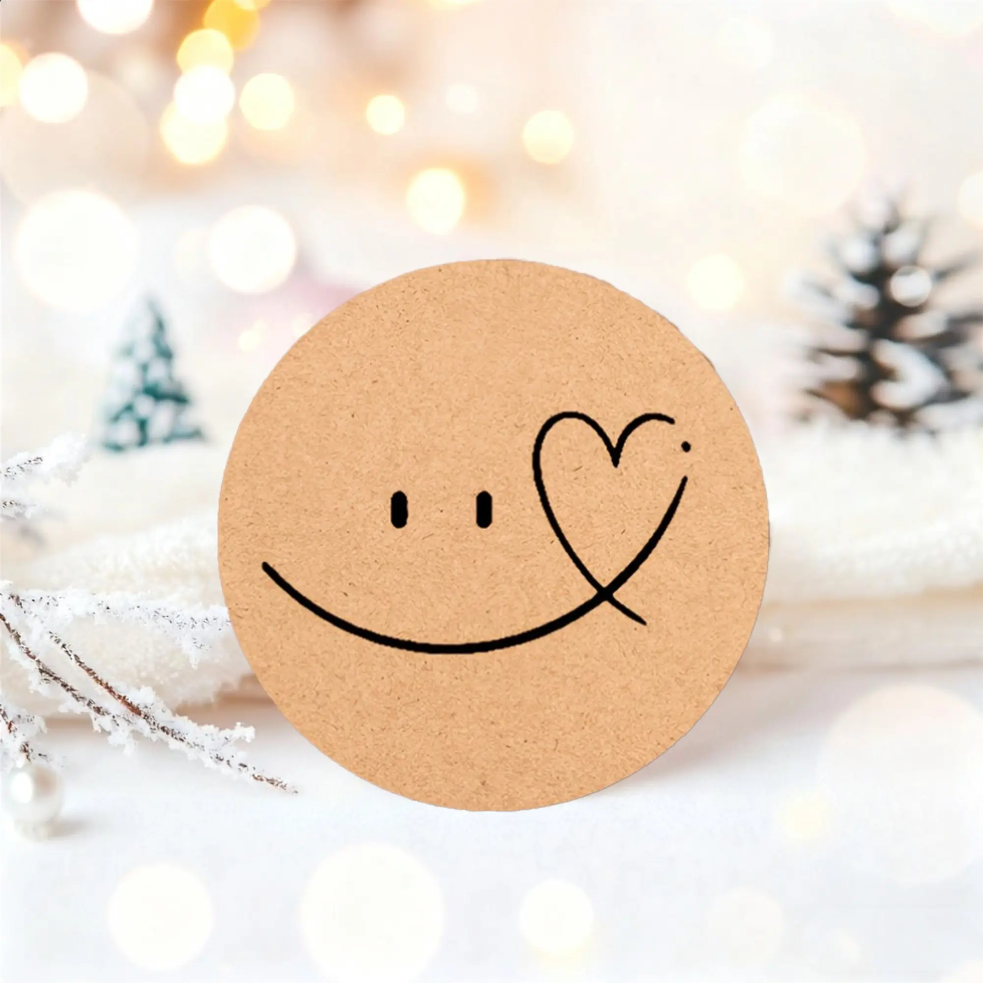 72 Round Kraft Paper Gift Stickers, Heart-Eye Smiley Design, Ideal for Candy Bags, Envelope Seals, Party Supplies, Small Business Use
