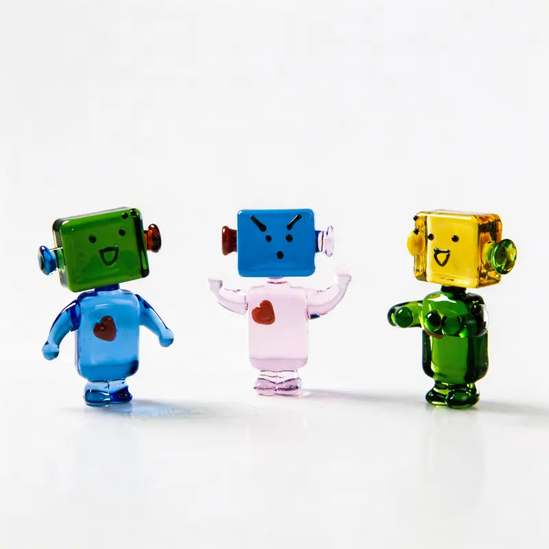 Hand-blown glass-blown robots collectible-grade ornaments, miniature cube-head sculptures, abstract colorful desktop decorations, Figurines Decor, gifts suitable for desktops, holiday decorations