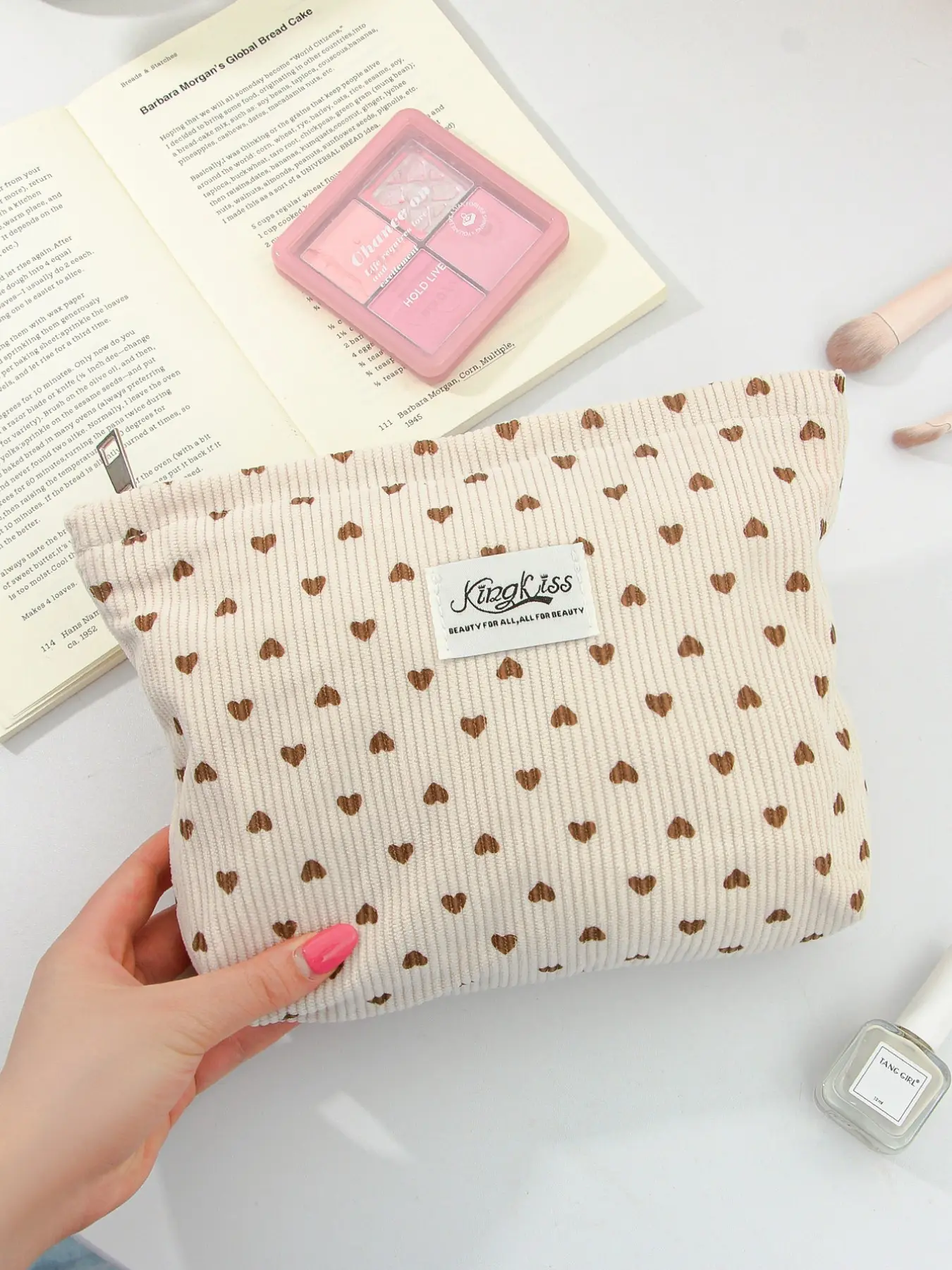 Corduroy Makeup Bag with Heart Pattern, Lightweight Zipper Storage, Multifunctional Toiletries Bag, Travel Essential, Skin Care Organizer