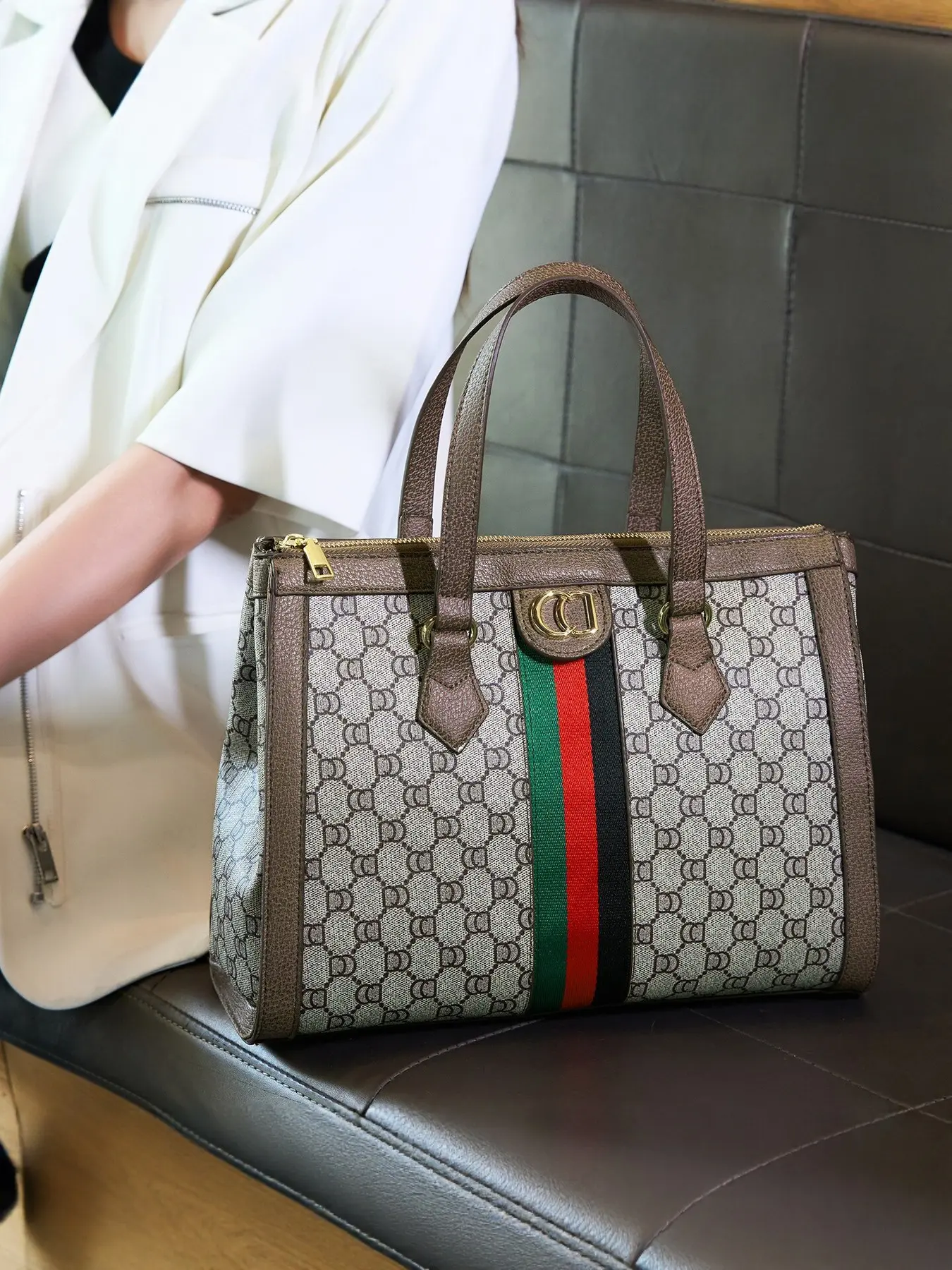 New vintage tote bag for women, handbag, shoulder bag, crossbody bag, versatile and fashionable large-capacity bag for commuting