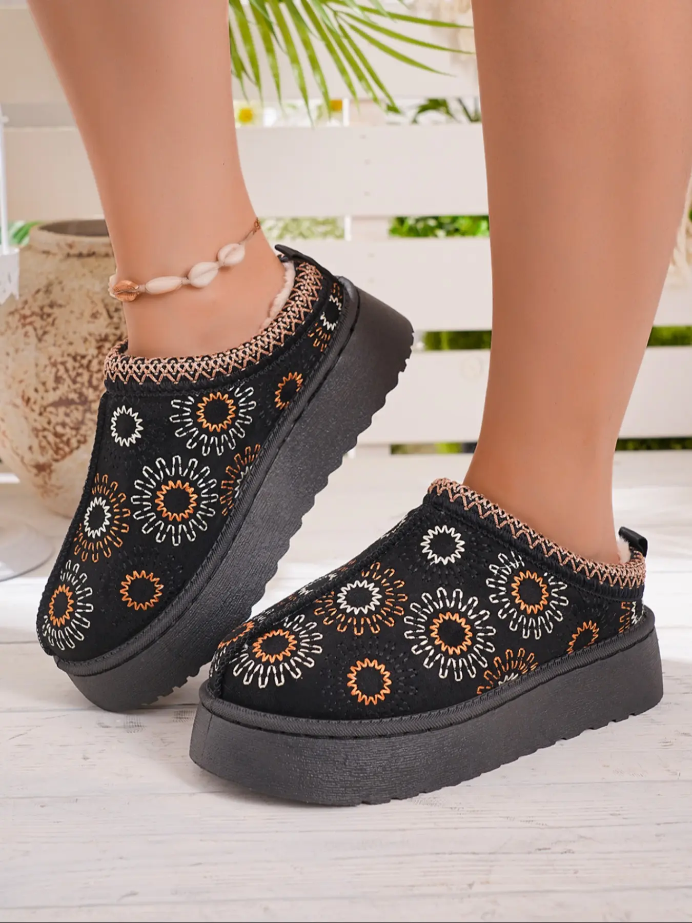 Boho Sunflower Embroidered Thick Sole Slip-On Shoes for Women, Ethnic Style Fuzzy Warm Outerwear, Comfortable Cotton Slippers