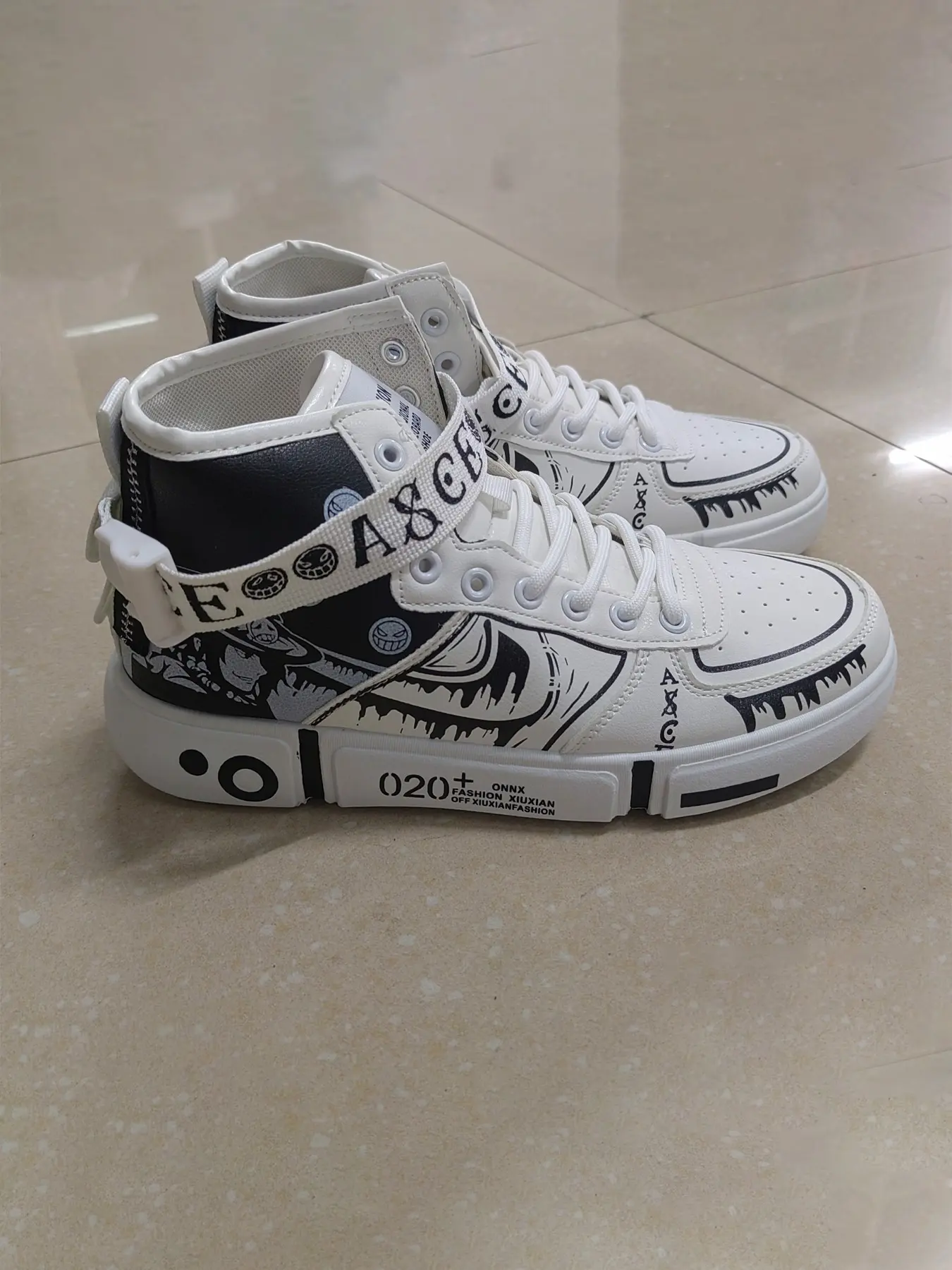 Fashion New High-Top Men's Athletic Sneaker Shoes, All-Season Wear, Thick Soled Sneakers Casual Shoes, Fashionable Versatile Sneakers, Trendy Versatile Colorblock Sneakers Men's Sports Trainer Footwear, Comfortable and Stylish