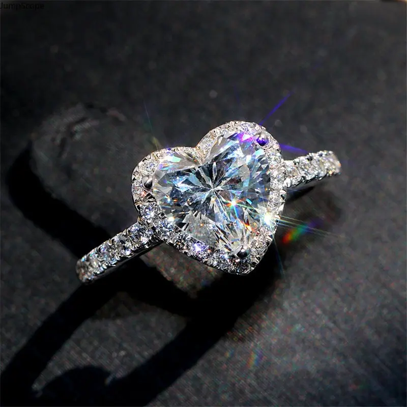 Elegant Heart-Shaped Halo Solitaire Ring - Ideal for Valentine Gifting, Proposal Ceremonies - Sentimental Romantic Accessory for Indoor Leisure Moments, Rings
