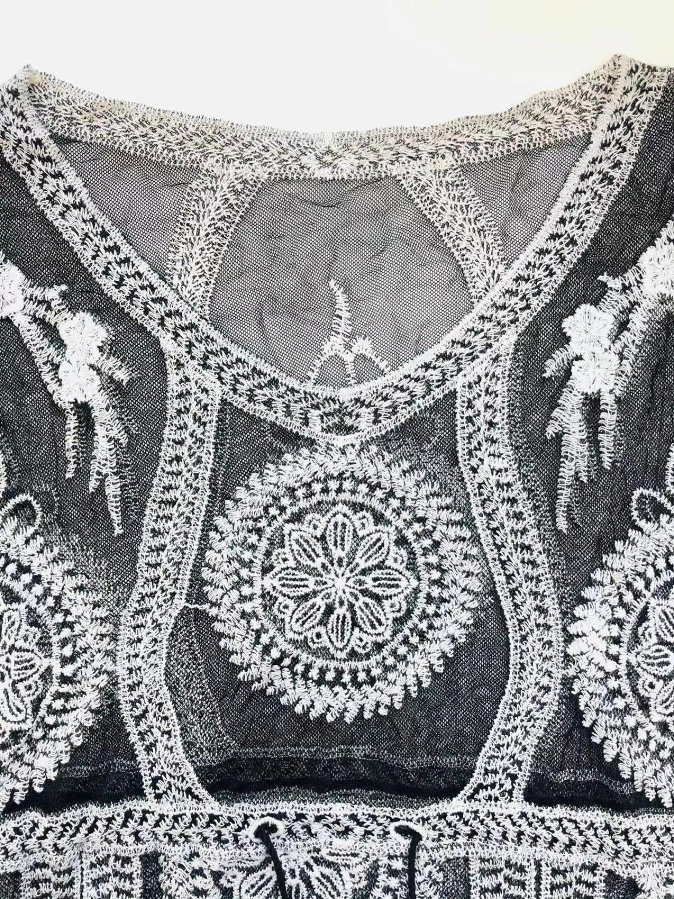 Women's Floral Pattern Batwing Sleeve Cover Up, Boho V Neck Semi-sheer Cover Up for Beach Holiday Vacation, Ladies Clothes for All Seasons