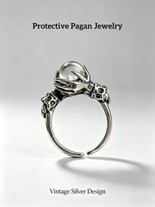 1pc, Guardian Hand Crystal Ball Protective Protection Ring, Vintage Silver Plated Adjustable Open Ring, Pagan Witchy Spiritual Jewelry, Blessing Amulet Good Luck Ring, for Women, Daily Wear, Party, Gift