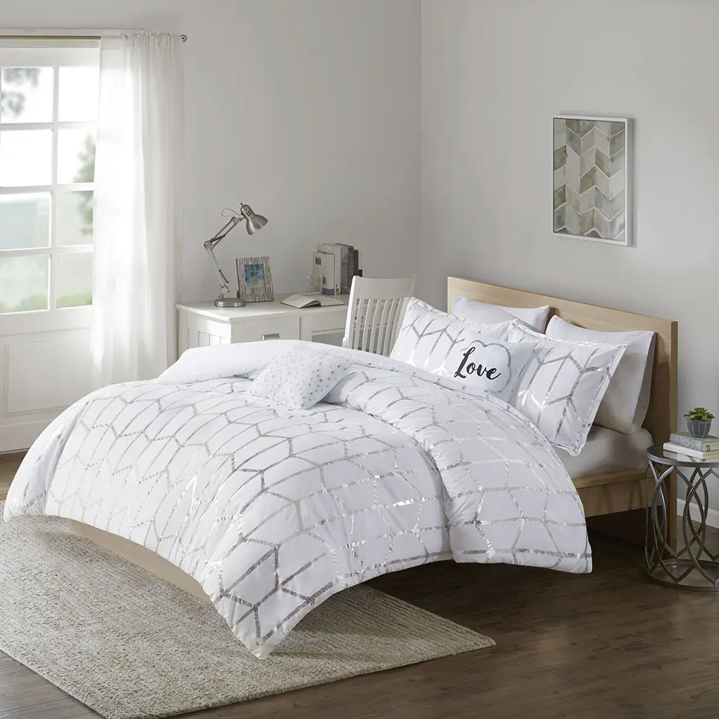 Nokaa Full/Queen Metallic Printed Comforter Set - White+Silver Geometric Bedding with Shams & Decorative Pillows, Super Soft Hypoallergenic Polyester, Antimicrobial Treatment, Machine Washable, 5-Piece Set