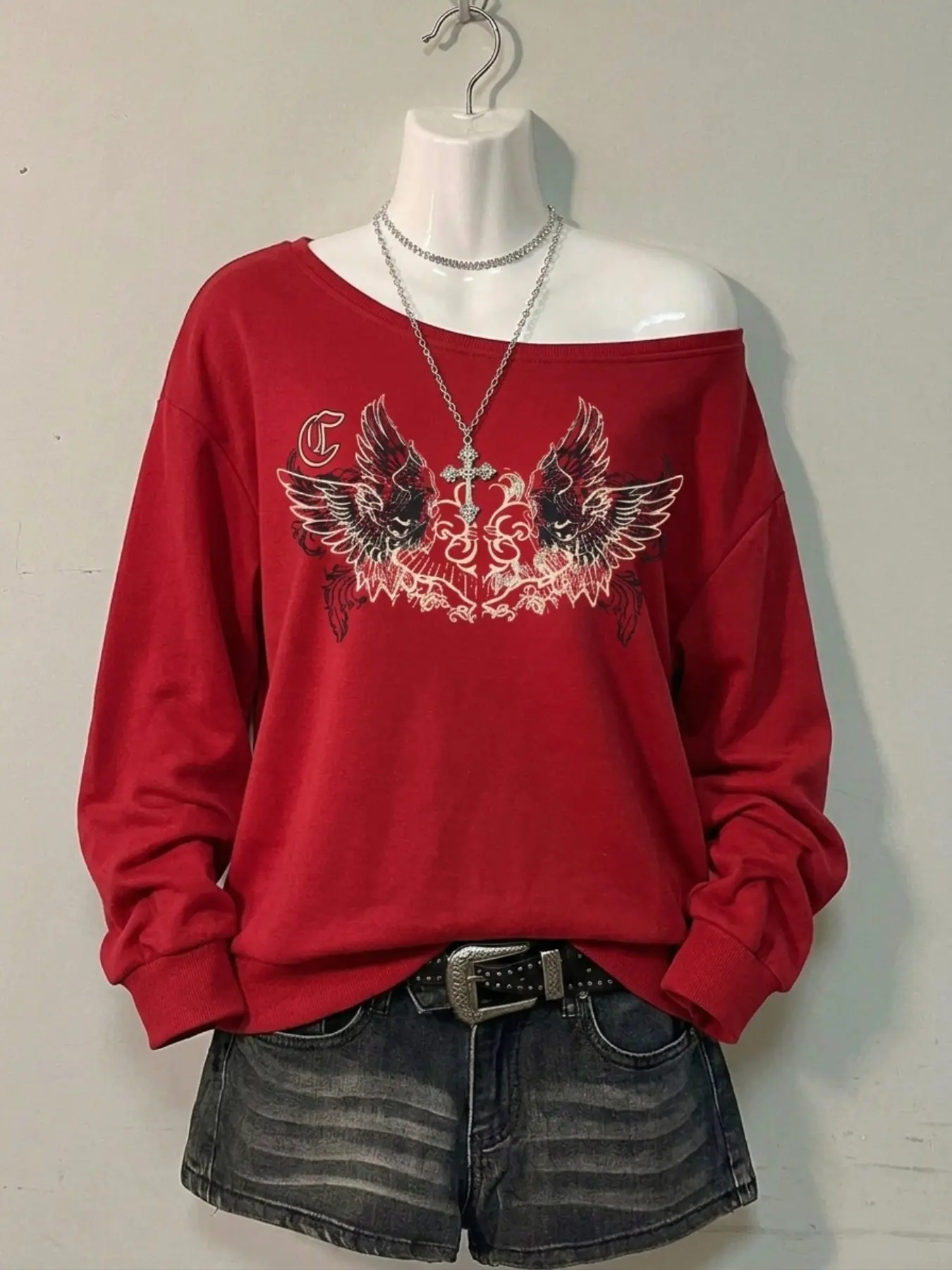 Vintage Asymmetrical Shoulder Sweatshirt, Cross Print One-Shoulder Oversized Loose Fit, Long Sleeve Top for Women, Fall & Winter Casual Wear