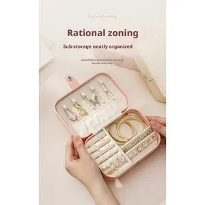 Portable Travel Jewelry Organizer, Multi-Compartment Jewelry Box, Compact Storage Case for Necklaces, Rings & Earrings