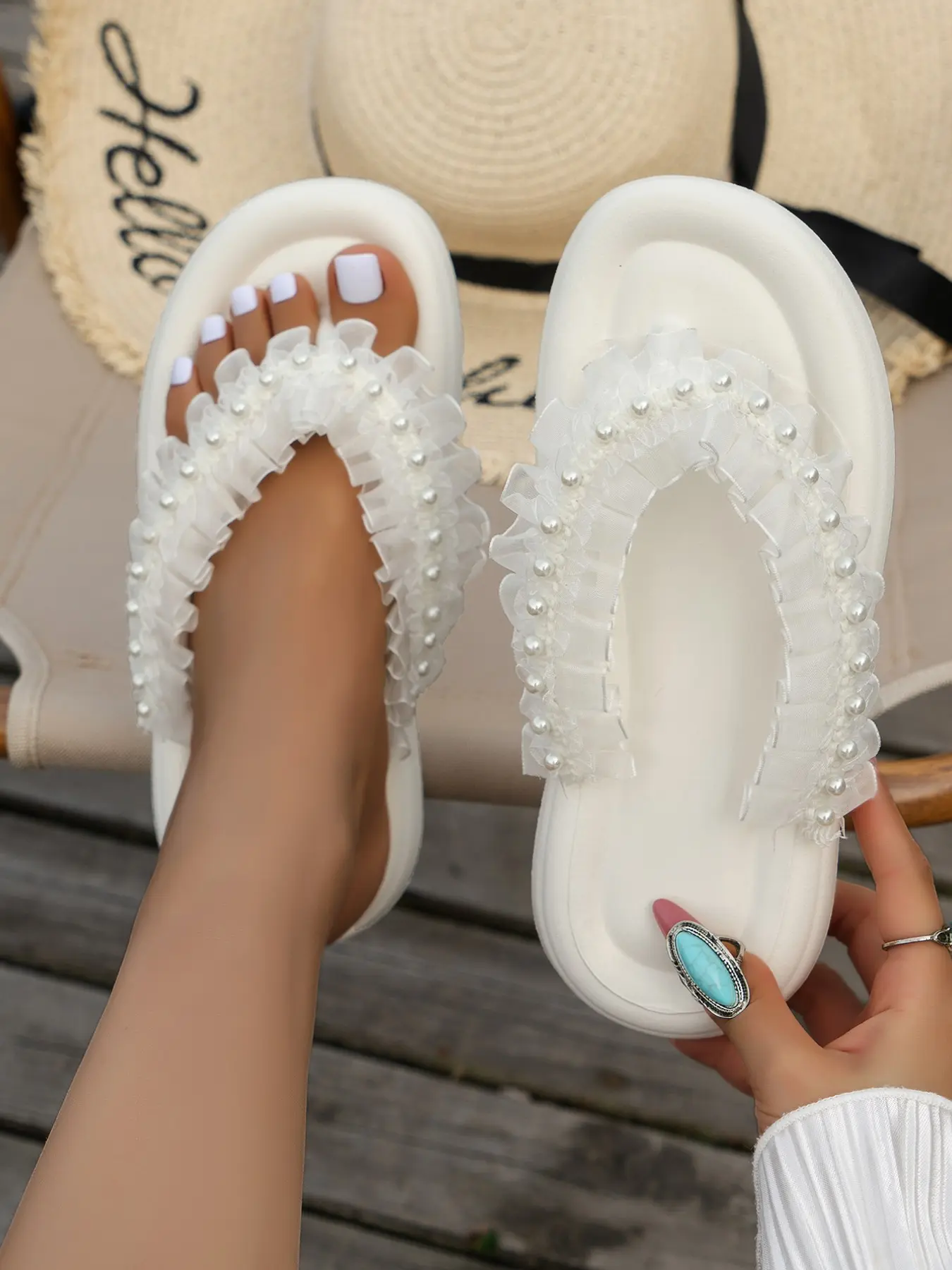 Women's Tulle Ruffle Pearl Flip Flops, Soft Thick Platform Thong Sandals, Summer Wedding Bridal Beach Non-Slip Cushioned Slippers, Beach Slides Sandals