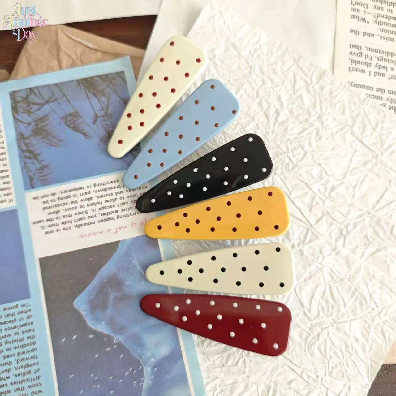 6Pcs Vintage Contrast Color Polka Dot Triangle BB Hair Clips, Glossy Solid Color Anti-slip Side Bang Barrettes, Elegant All-match Hair Accessory Clips for Ladies Broken Hair Fixing & Daily Outfit Matching