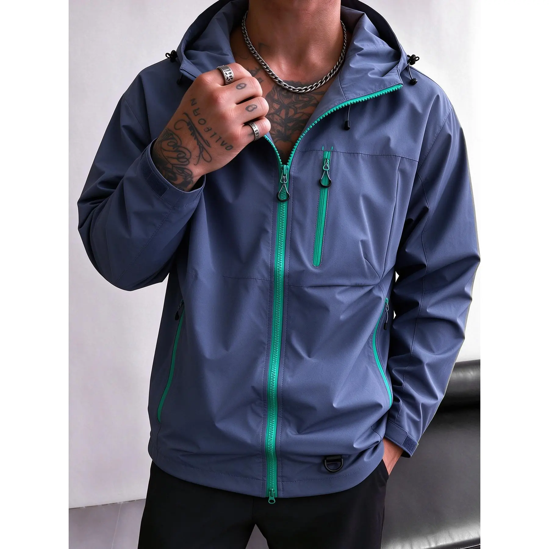 Unisex Hooded Hiking Windbreaker Jacket, Water‑Repellent Windproof Breathable Zip‑Up Outer Shell for Trekking Camping Spring Autumn