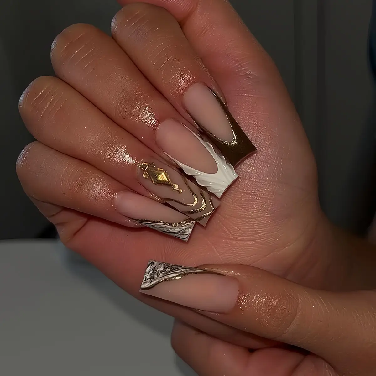 Nude Brown Marble Gold Rhinestone Coffin Press On Nails Long Square Matte Wave French Luxury Minimalist Fake Nails