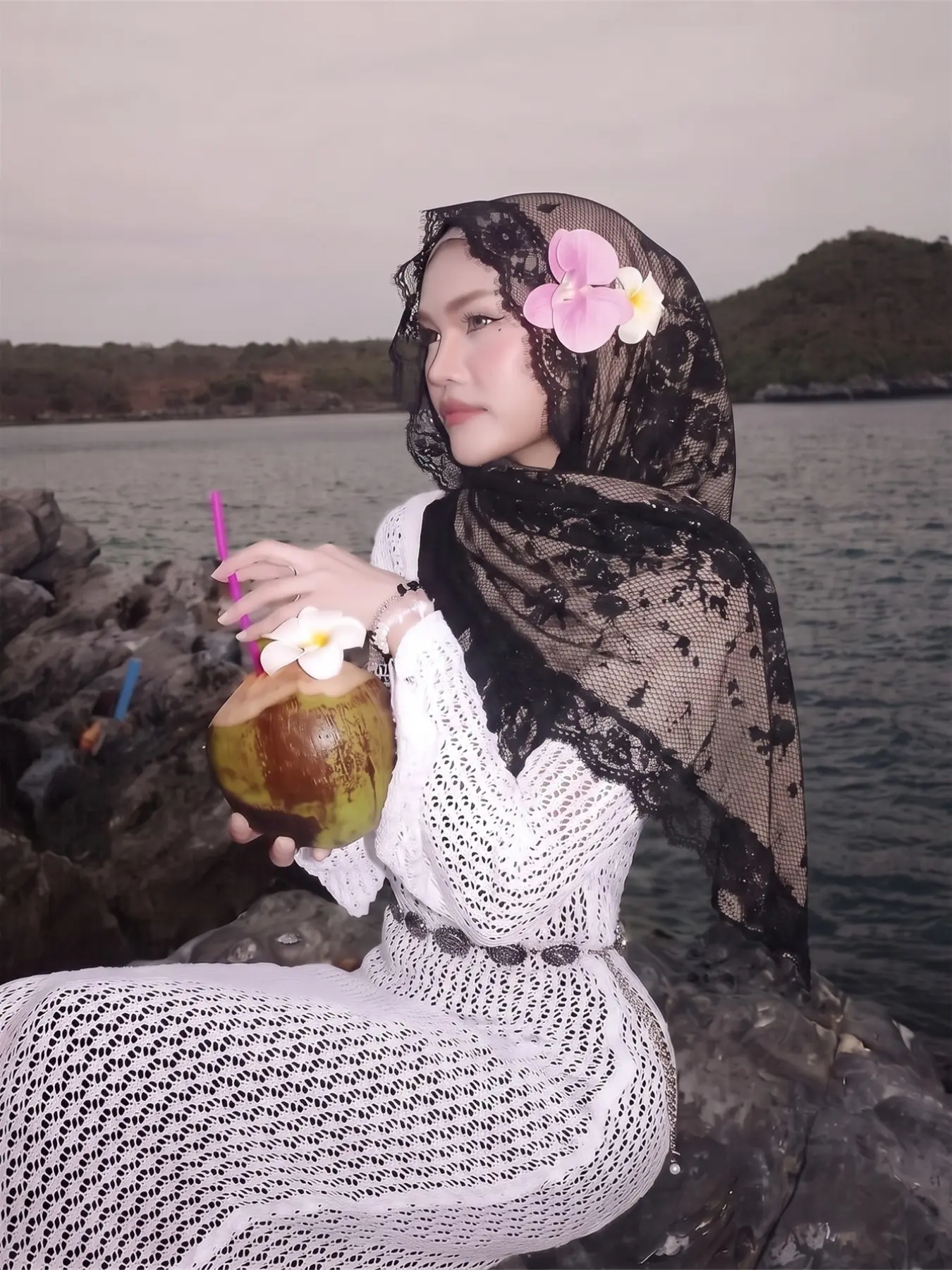 Women Floral Lace Hijab, Sheer Mesh Long Headscarf, Modest Shawl for Daily & Vacation, Ideal Gift for Ladies