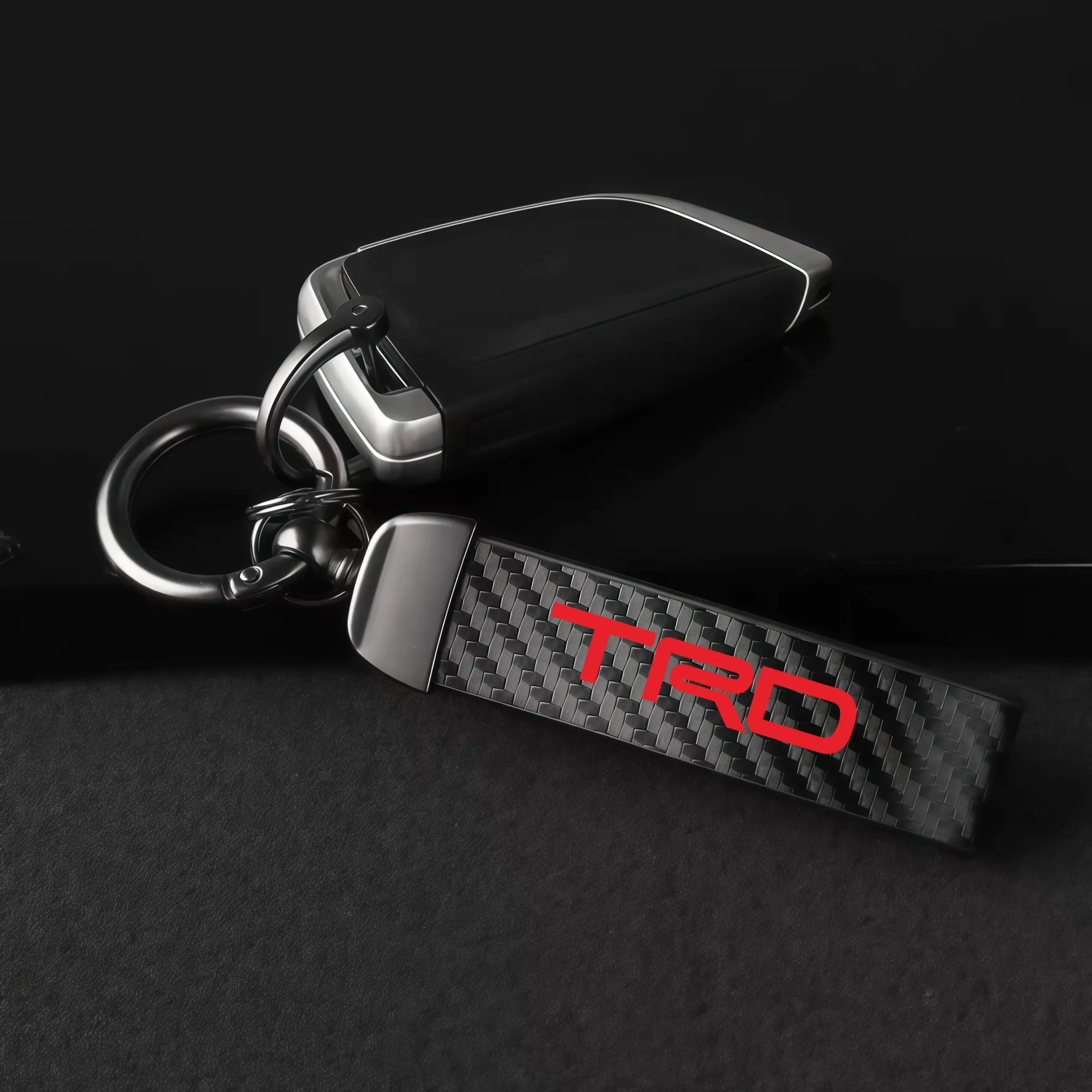 Leather Car Metal Keychain Key Ring, Car Key Holder for Trd Models, Universal Auto Decoration Accessory, Durable and Stylish Design
