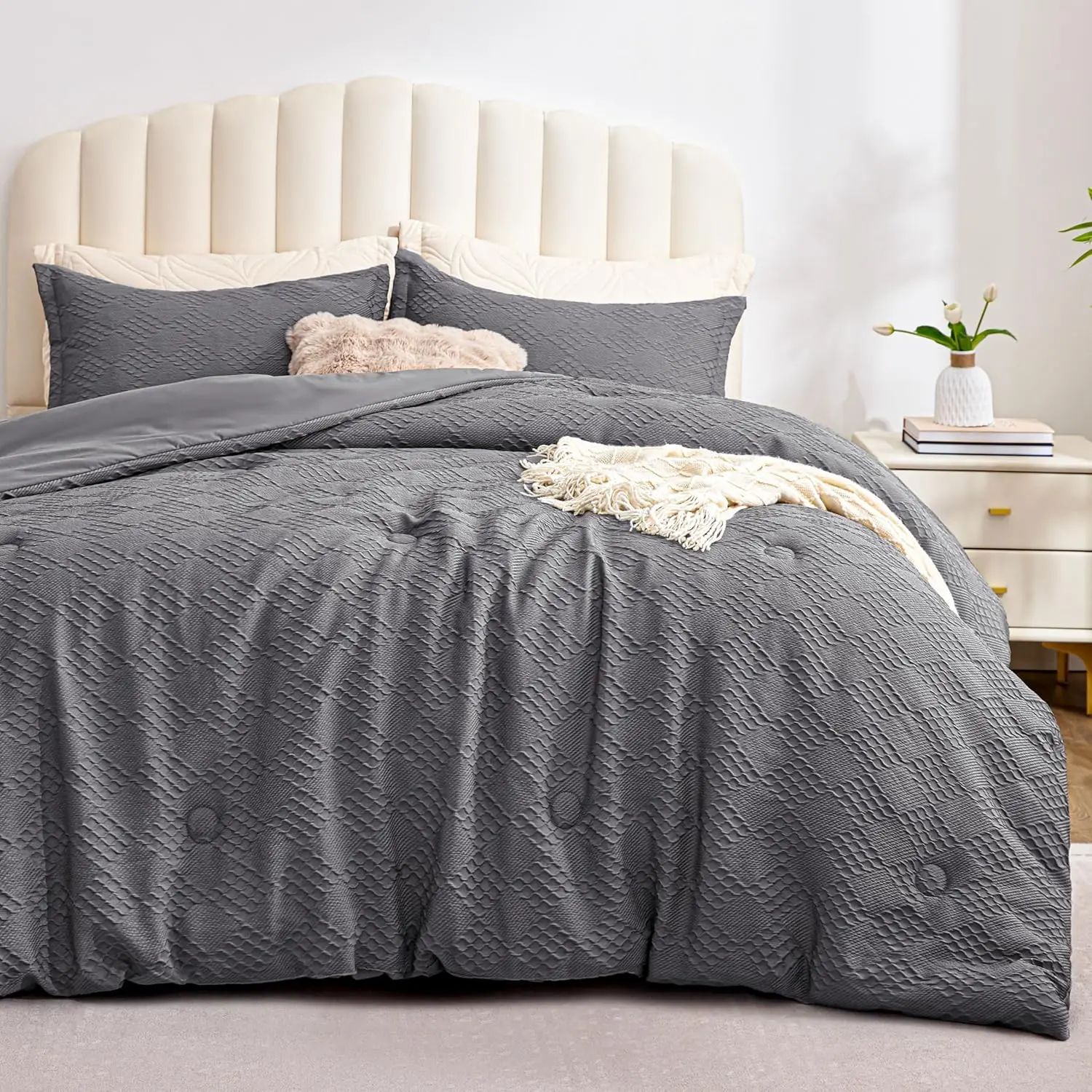 Waffle Comforter  Size - Super Soft Embossed Design Comforter Set 3 count, Grey    Bedding Set,Winter Warm Bed Set,1 Comforter with 2 Pillowcases