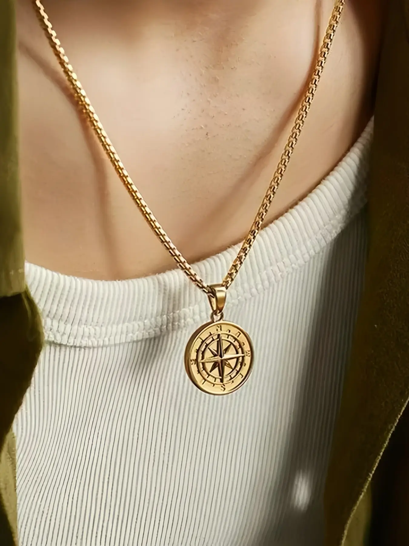 Retro Compass Medal Pendant Necklace Gold Color Men Stainless Steel Necklace Hip Hop Punk Jewelry Fashion Accessory Gift