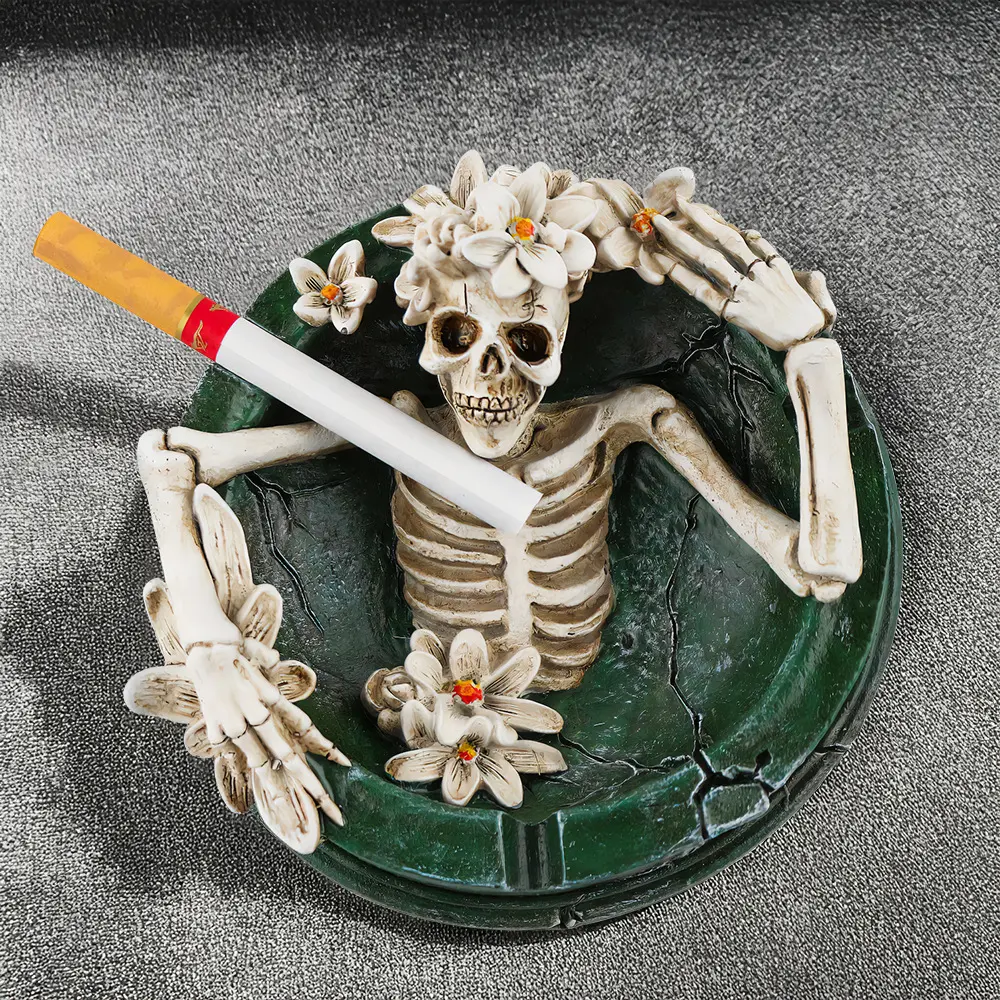 Flower‑Decorated Skull Ashtray, Smoke‑proof Creative Household Festival Ornament for Halloween