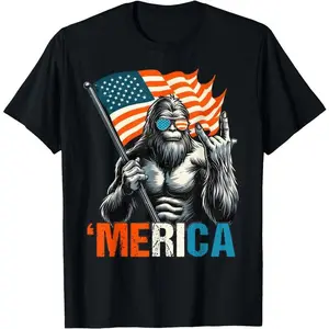 [100% Cotton]Bigfoot Merica Rock American Flag Patriotic 4th Of July T-Shirt Graphic Tees