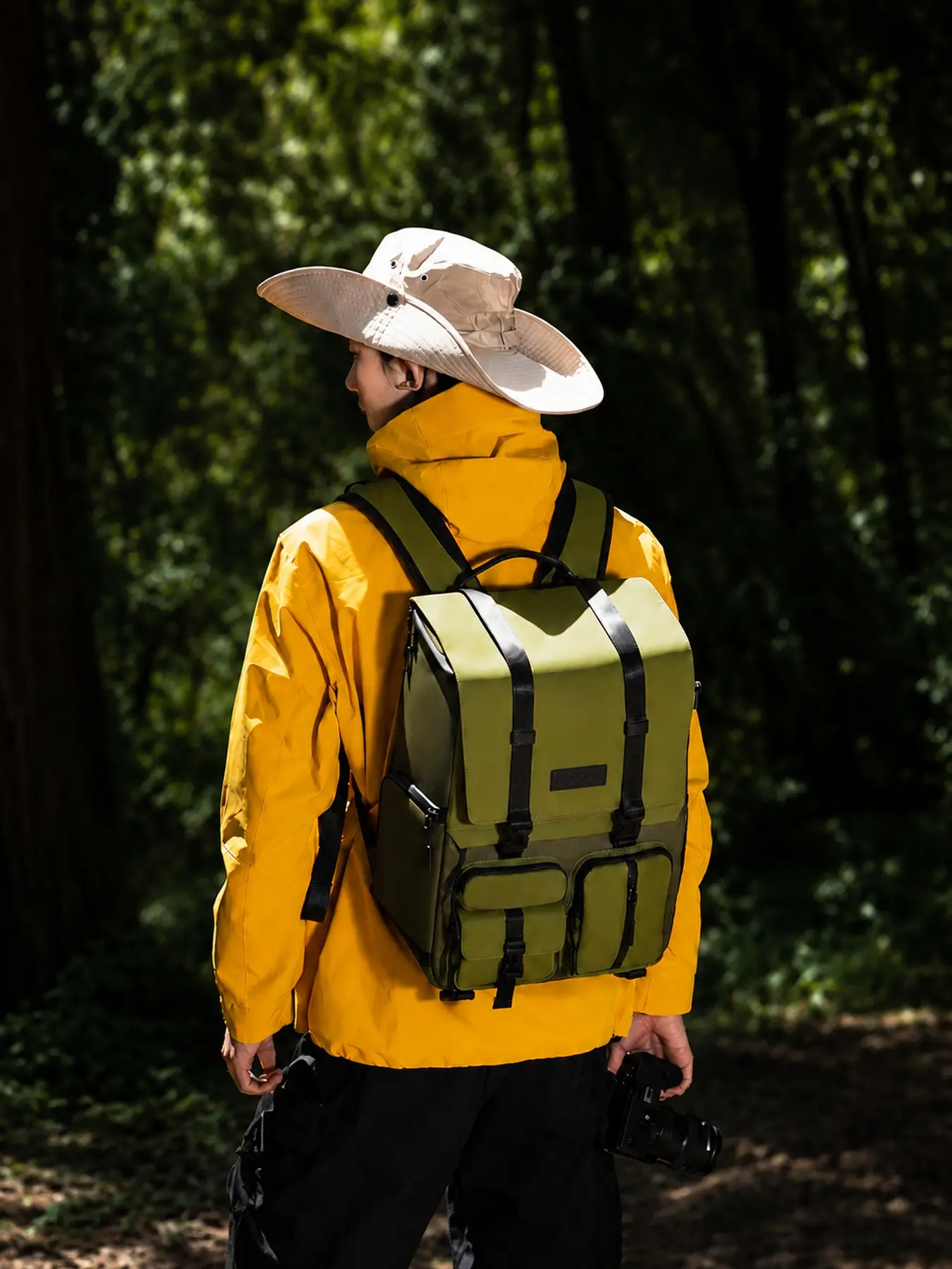 Camera Backpack for Photographers, Waterproof Camera Bag with Tripod Holder and Laptop Compartment