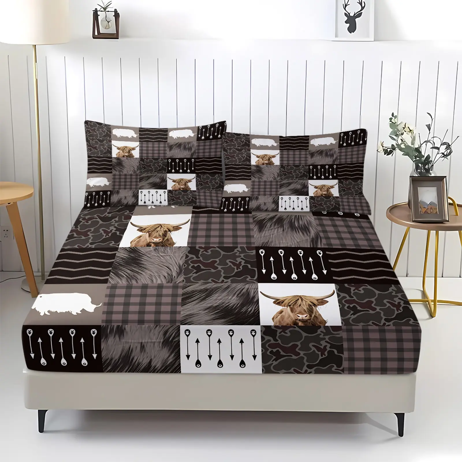 3-Piece Patchwork Plaid Highland Cow Fitted Sheet Set & 2 Coreless Pillowcases, Adopts Black-Grey Patchwork Plaid And Cowhide Texture Print, Skin-Friendly Breathable Deep Pocket Design, Fits Masculine Neutral American Western Farm Cabin Style Bedroom Deco