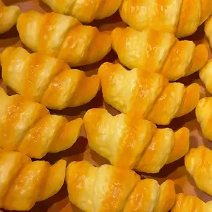 Cute Slow Rising Croissant Squishy Squeeze Fidget Toy Soft Anti-Anxiety Stress Relief Funny Sensory Toy Decompression Plaything