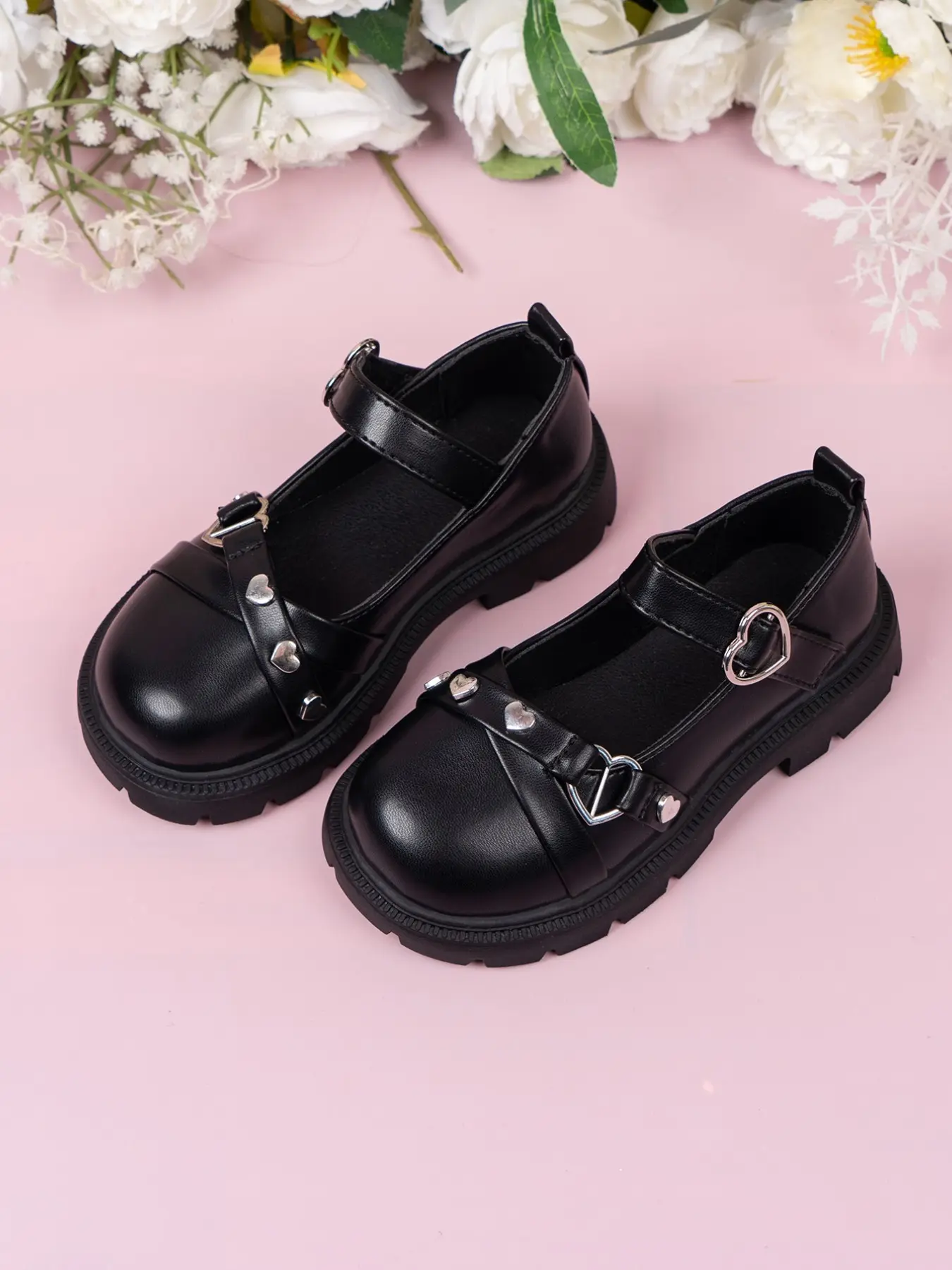 Heart Buckle Mary Jane Shoes, Classic Mary Janes, Cute PU Leather, Round Toe, Medium Width, All Seasons, Perfect for School and Parties