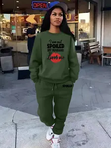 love Me Letter print Women's 2 Piece Set Women's Casual Loose-Fit Sportswear Set, Round Neck Long Sleeve Pullover & Slim Fit Pants, Fall Winter
