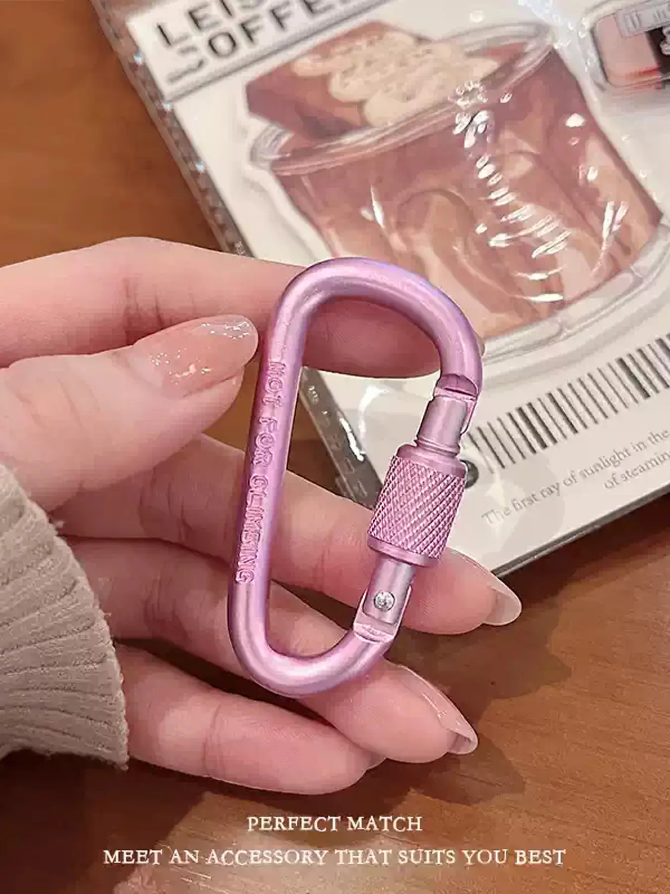 Screw Lock D Shape Carabiner Clip, Decorative Aluminum Alloy Hook, Multipurpose Backpack & Keychain Accessory, Anti-Lost Bag Connector, Cute Back to School Accessory for Daily Matching