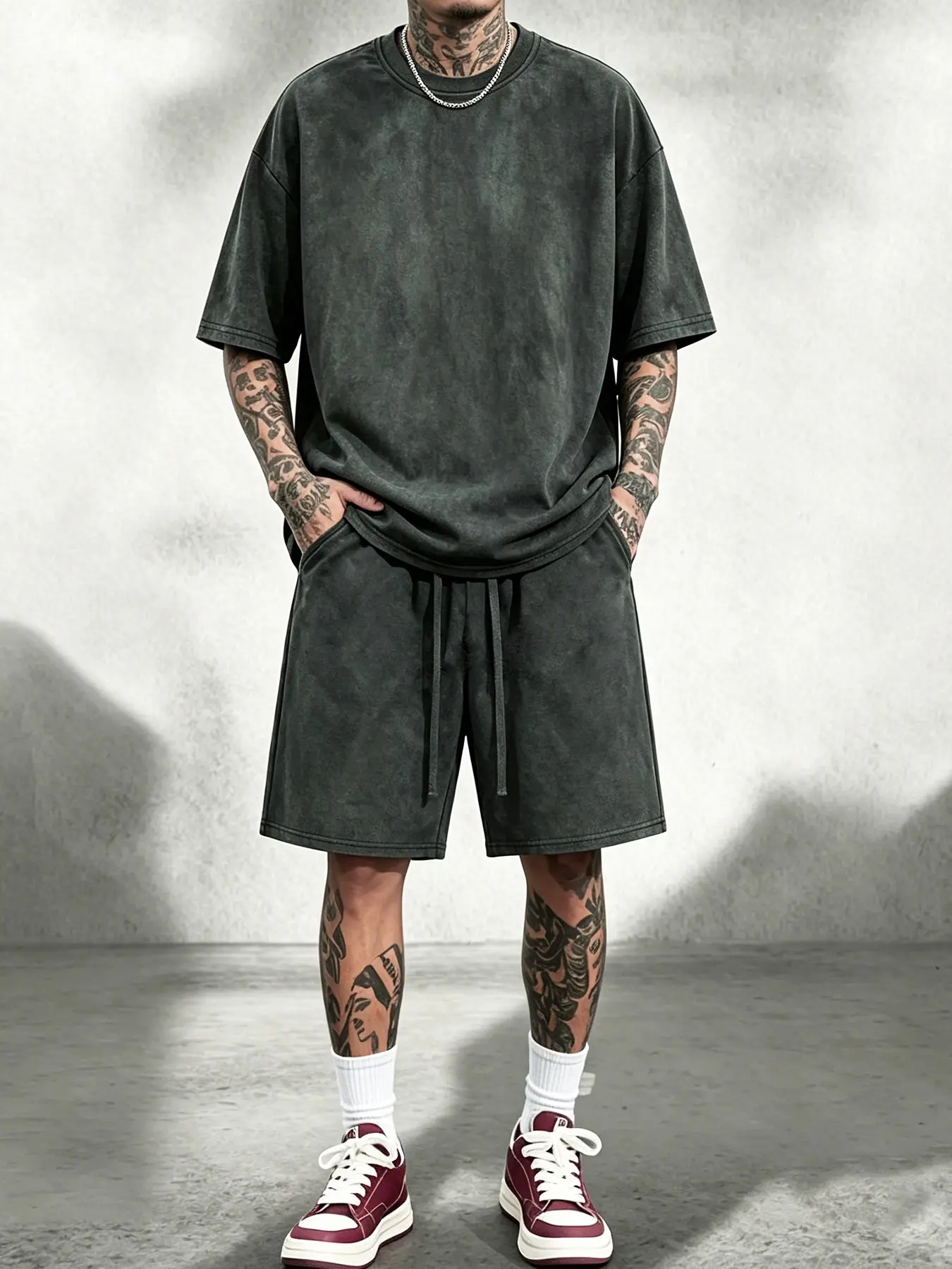 Summer New Simple Solid Color Suede Short Sleeve Round Neck Shorts T-Shirt Set for Men, Trendy Fashion Casual Sports Two-Piece Clothes