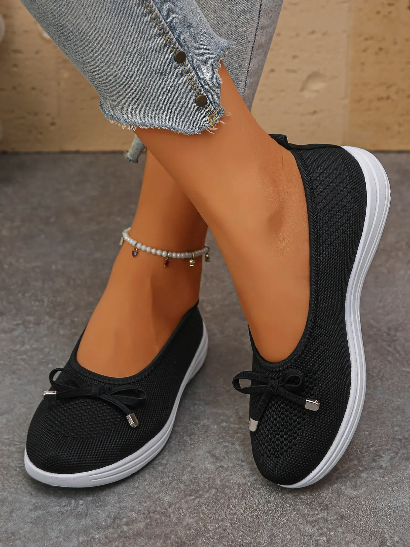 Women's Slip On Walking Shoes, Lightweight Knit Flat Shoes with Cute Bow Decor, Flat Heel Loafers, Casual Low Cut Daily Loafers, Non Slip Outdoor Driving Shoes for Shopping Travel Work