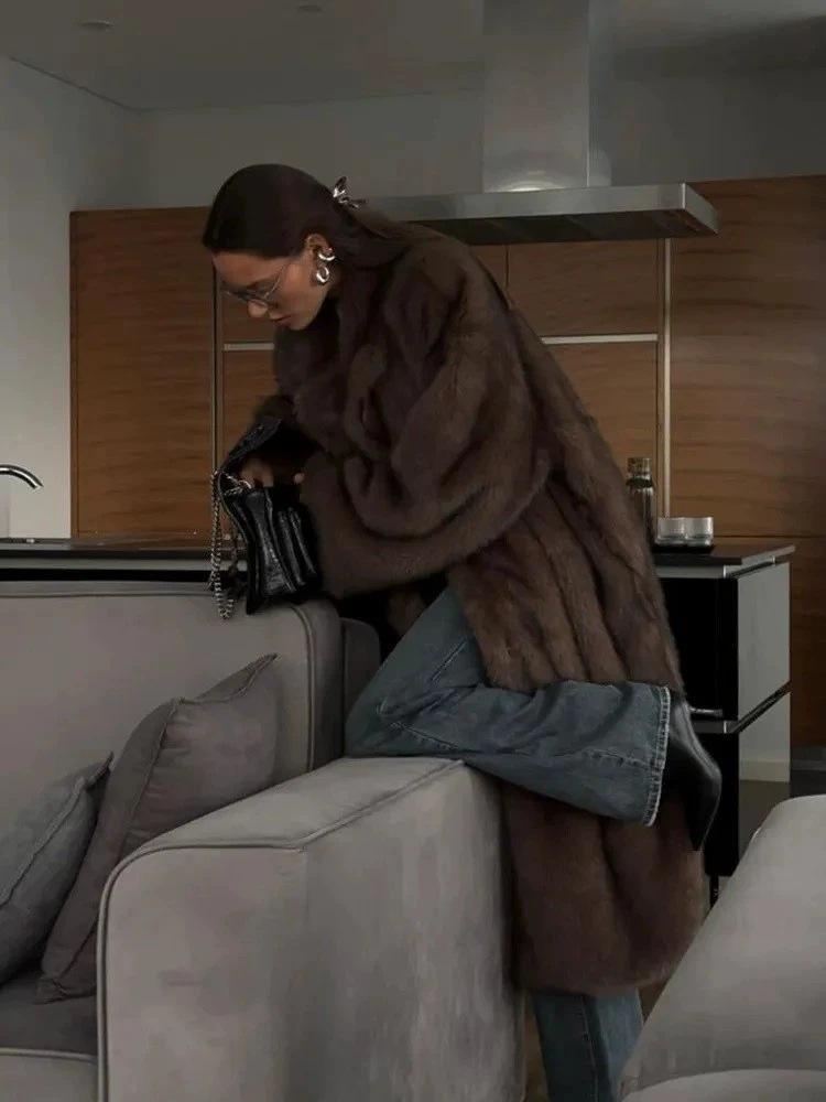 VVZ Two Toned Faux Fur Trench Coat - Elegant Stylish Design with Modern Look & Faux Fur Material for Versatile Wear