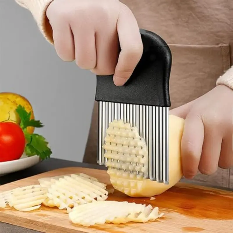 Multifunctional Wavy Crinkle Cutter, Household Potato Slicer for French Fries, Decor-Shaped Chips, Easy-To-Use Kitchen Tool