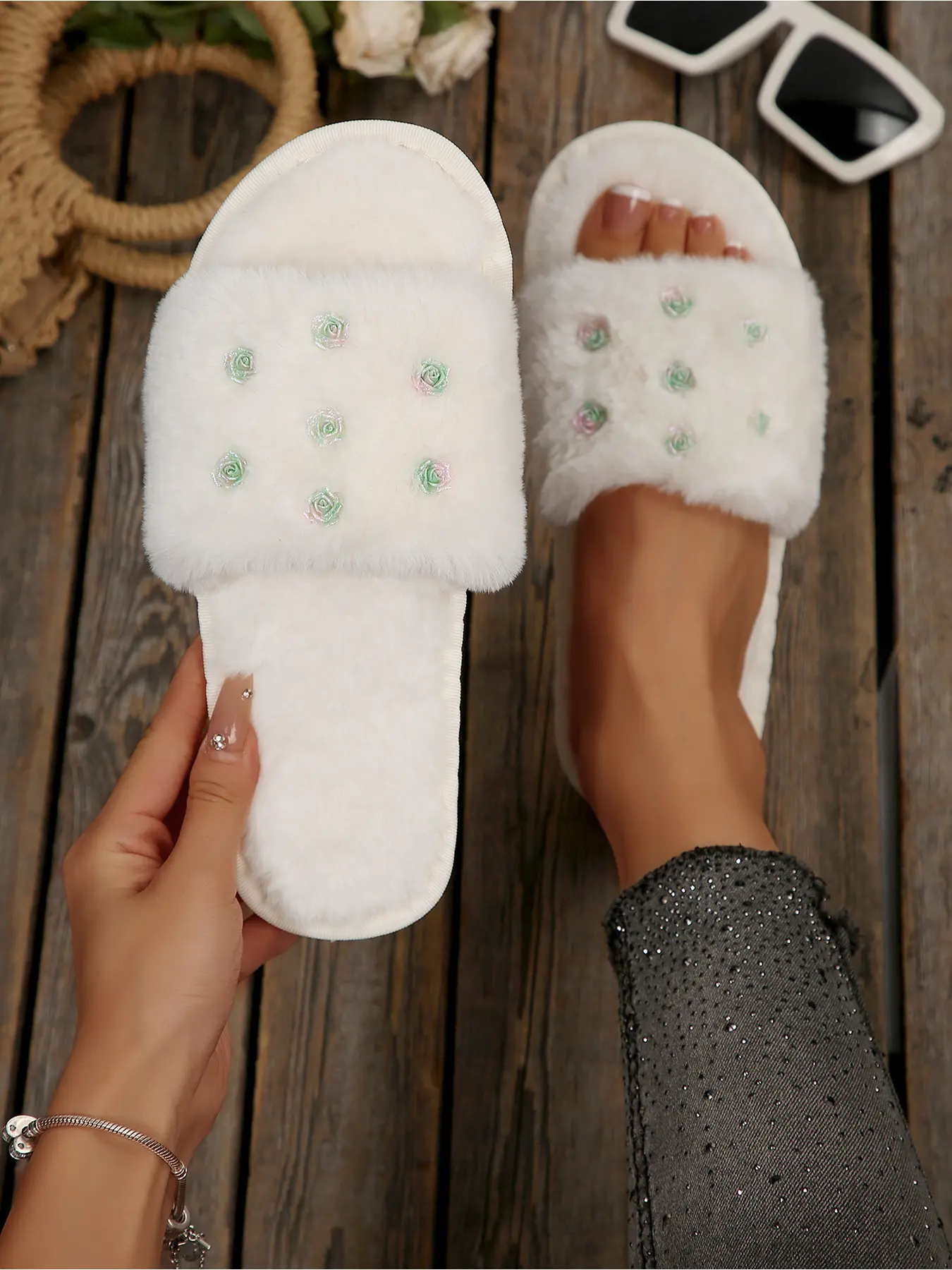 3D Rose Embroidered Plush Slippers, Open Toe Fluffy Slippers, Anti-Slip Flat Sole, Lazy One-Step Home Slippers, Long Fur Warm Women's Slippers
