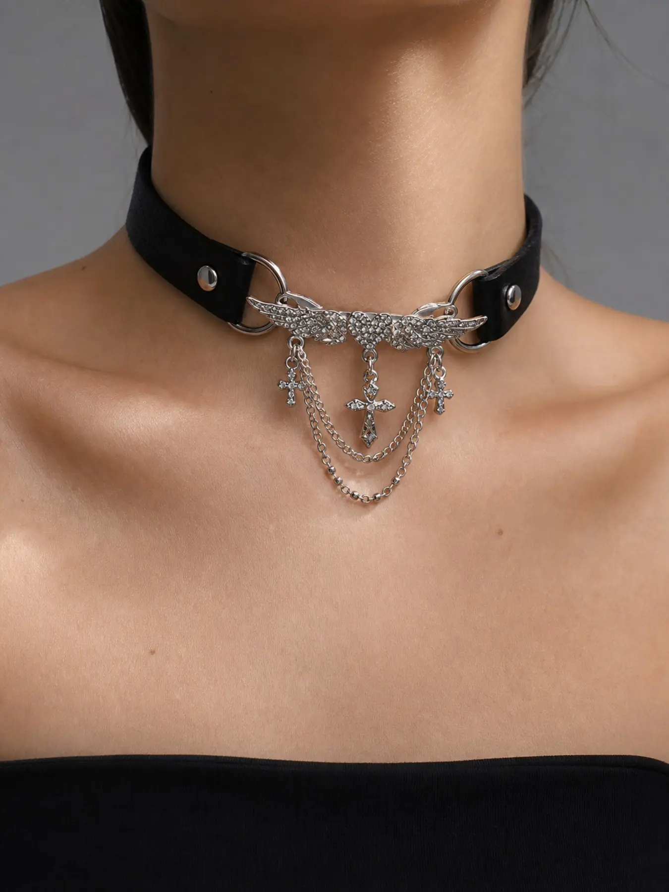 Dark Gothic Angel Wings Velvet Charms Chain Choker Jewelry Necklace, Sweet Cool Girl Necklace, Stylish Fashion Accessory, Perfect for Trendy