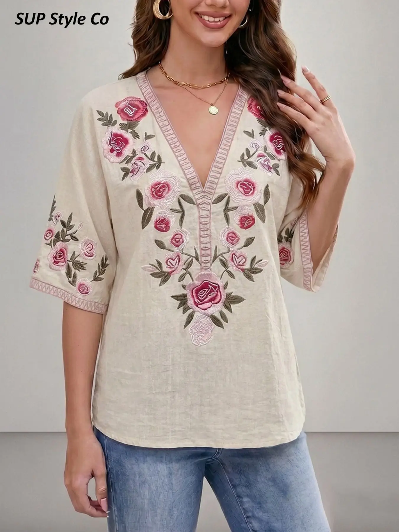 Women's Floral Pattern Embroidered Top, Romantic Countryside Style, High-End Fresh Casual Look, Perfect for Vacation and Cultural Exploration
