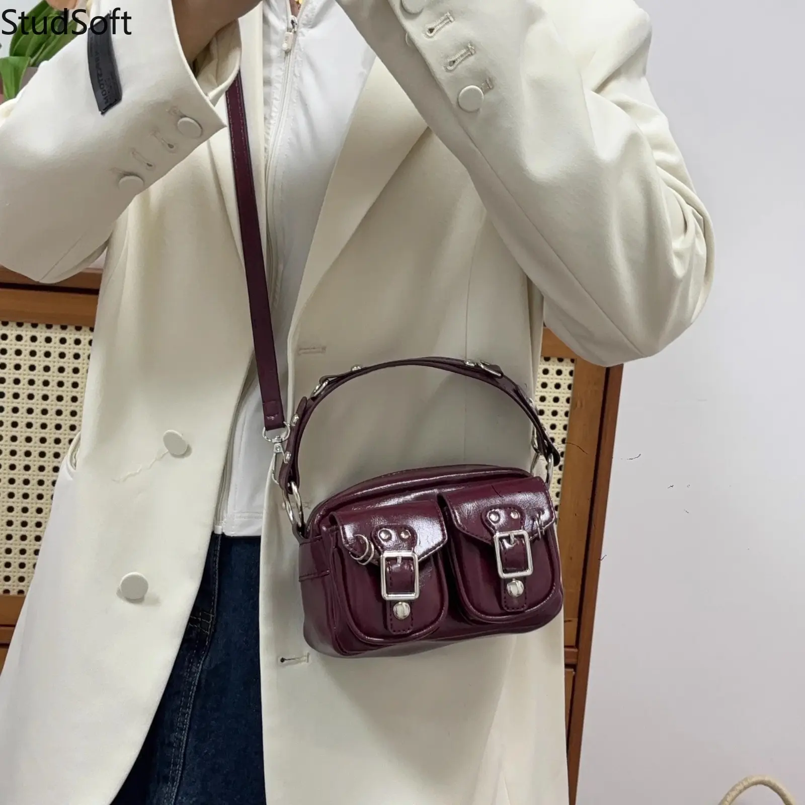Vintage Burgundy Crossbody Bag for Women, Y2K Double Pocket Shoulder Purse with Metal Buckle, Fashionable Mini Top Handle Hobo Bag Daily Travel Gift