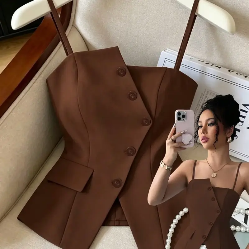 New Multicolor Asymmetric Halter Top, Stylish and Versatile, Office and Casual Summer Sleeveless Wear, Waist Cinching Slimming Effect, Fashionable Tank Top, Asymmetrical Top
