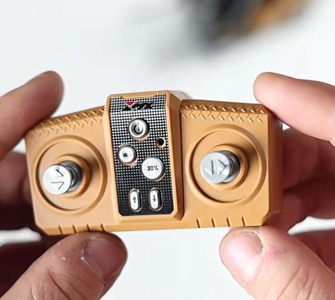 2026 New 1/64 Remote-Controlled Alloy Forklift Engineering Vehicle Tabletop Toys Model Collection Gift For Boys