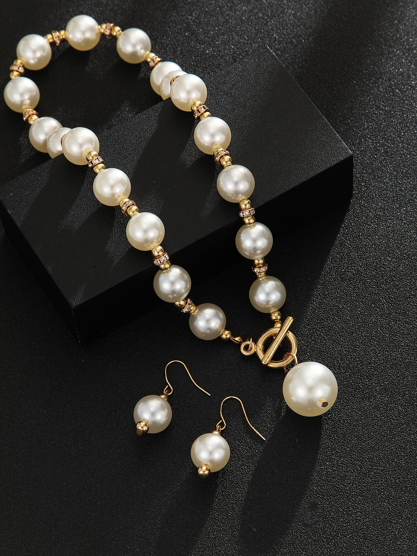Diamond Imitation Pearl Necklace Elegant Short Clavicle Chain Necklace name plate