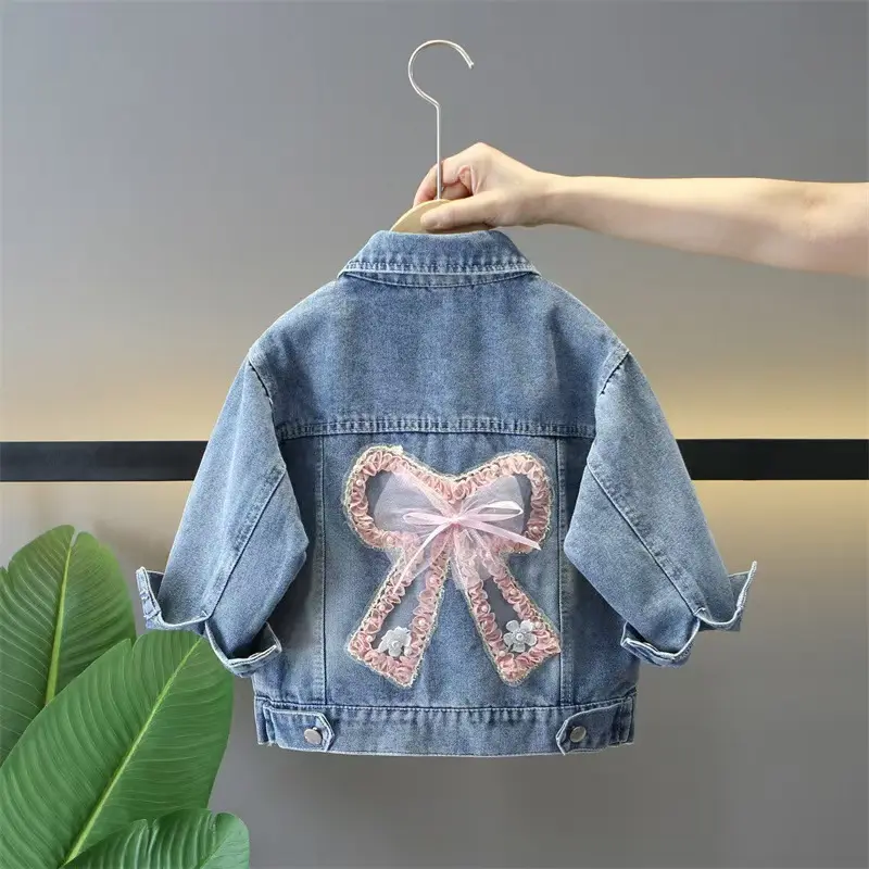 Girls' Denim Jacket, Kids' Denim Coat, Versatile Outfit with White Bow Embroidery Design, Elegant And Easy, Comfortable to Wear, Easy Colors, Pair with Casual Trousers And Jeans, Suitable for Parties, Casual Wear, And School