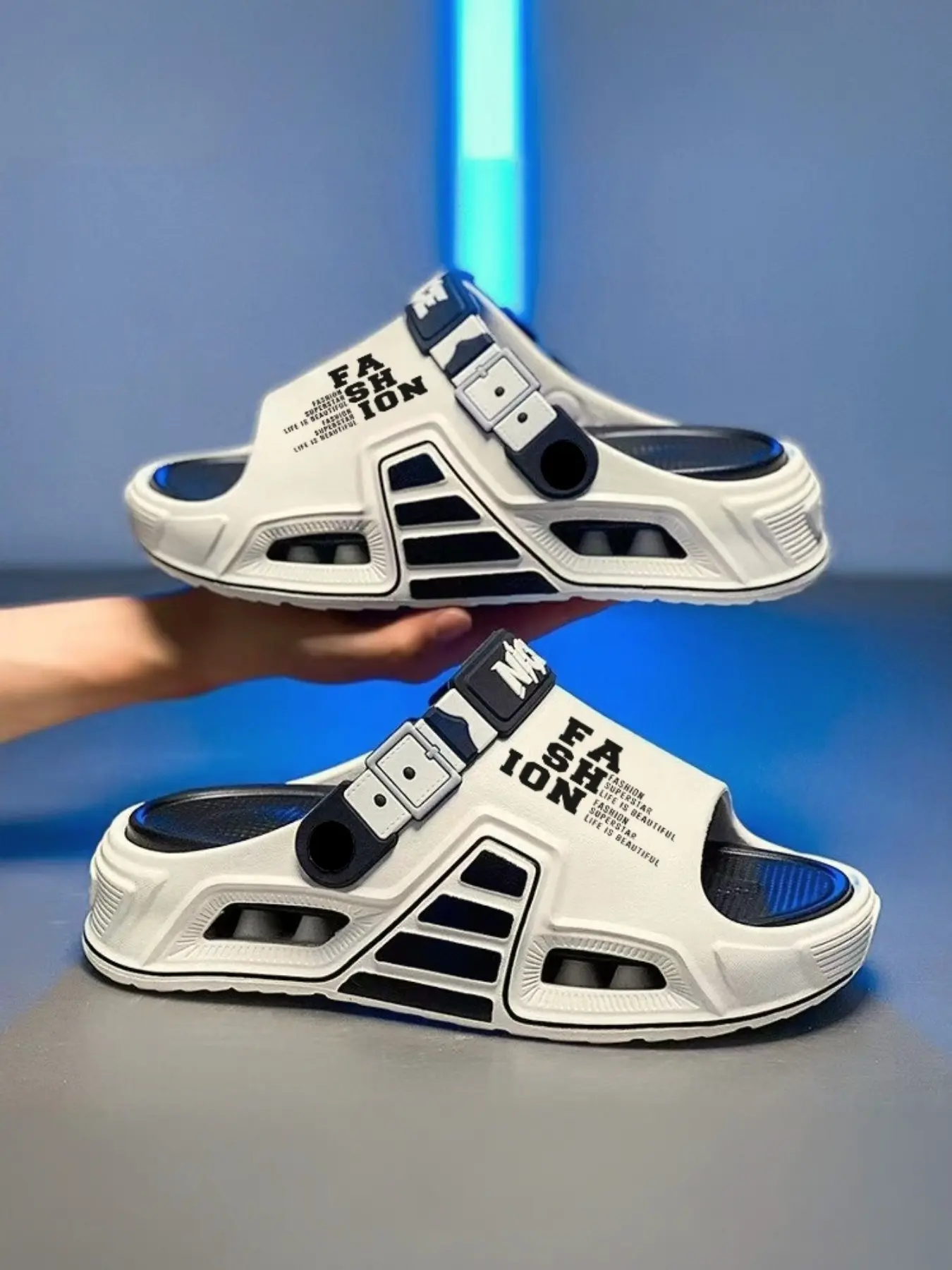 Men's Summer 2026 New Outdoor Thick Sole Anti-Slip Sandals, Soft Bottom Beach Slippers, Stylish Summer Slippers, Two-In-One Car and Walk Shoes