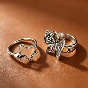 1pc Exquisitely elegant and one-of-a-kind Texas Forged Ring and Mariposa Ring, an ideal gift for your beloved girlfriend.