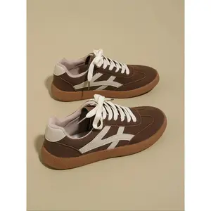 Women's Classic Vintage Fashion Sneakers, Patchwork Design Sneakers, Casual Tennis Skate Shoes, Non-Slip Training Shoes for Walking & Sports, Lightweight Casual Footwear, Casual Lifestyle Sneaker, Athletic Workout Sneakers1123